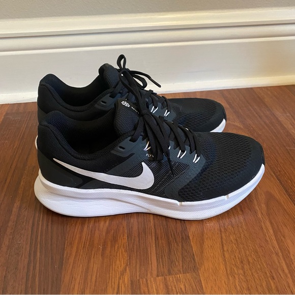 Nike Swift 3 Running Shoes Size 7.5 - Picture 1 of 7